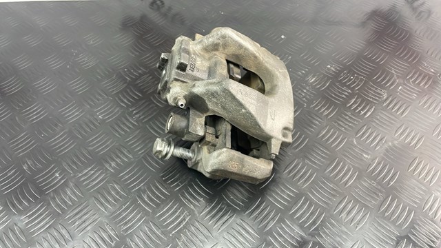 LR090691 Land Rover Супорт тормзной