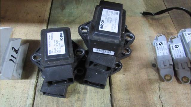 Купити 34526774040 BMW Датчик частоти обертання DSC