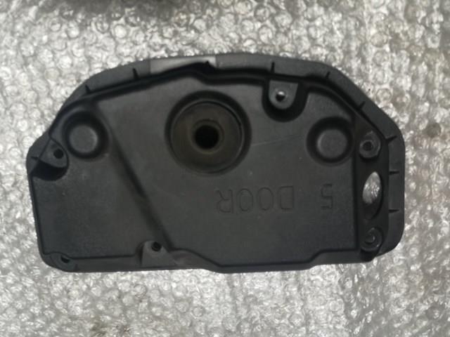  Land Rover LR024244