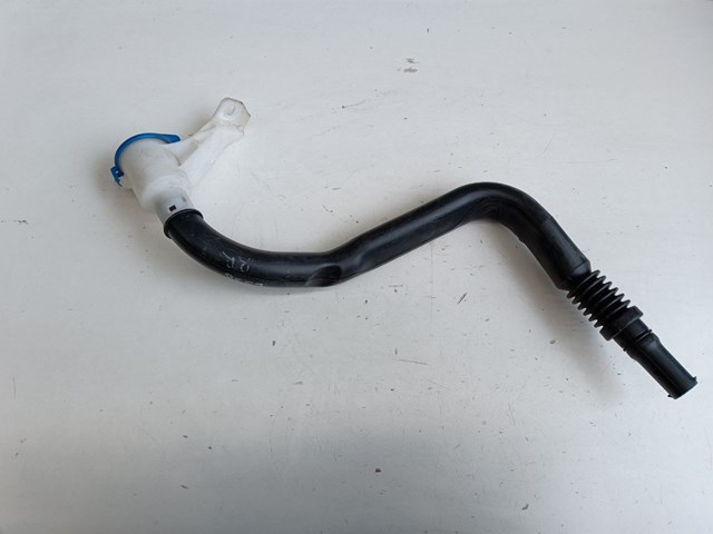 LR025825 Land Rover Горловина бачка омивача