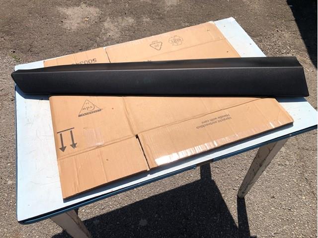 Молдинг передньої лівої двері Toyota 75074K2010 ціна, від 64.19 USD