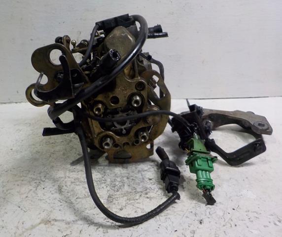  Volvo R8448B260A ціна, від 164.70 USD