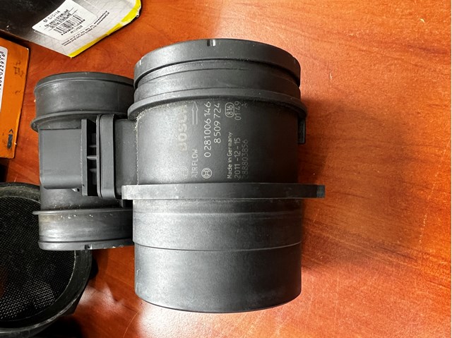 Датчик масової витрати повітря Bosch 281006146 ціна, від 63.35 USD