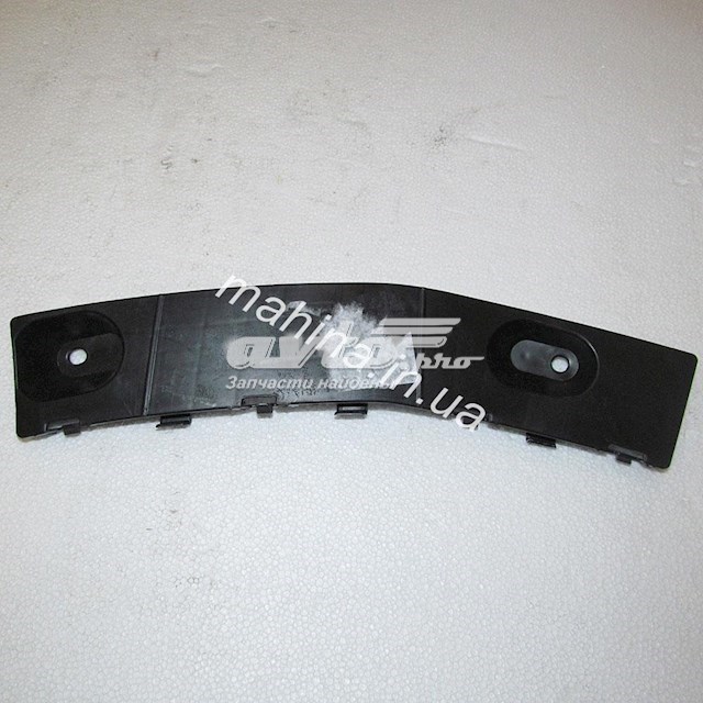 J152804572 Chery Кронштейн бампера заднього, правий