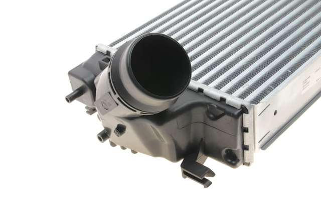 CI684000S Mahle Original Охолоджувач наддувочного повітря