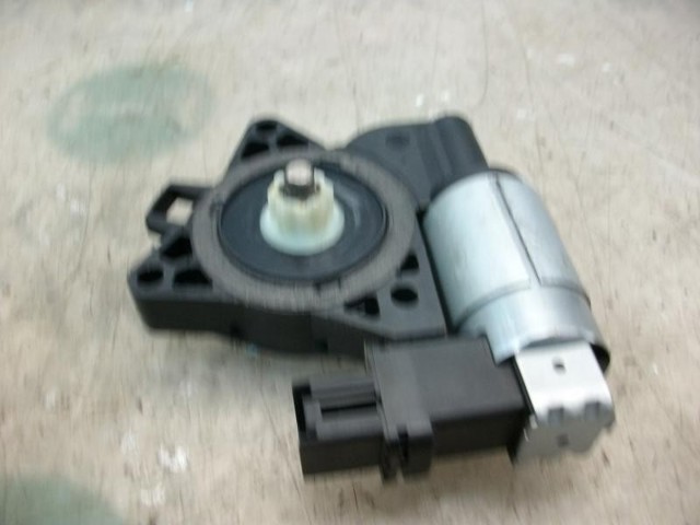  Mazda CM011740 ціна, від 19.14 USD