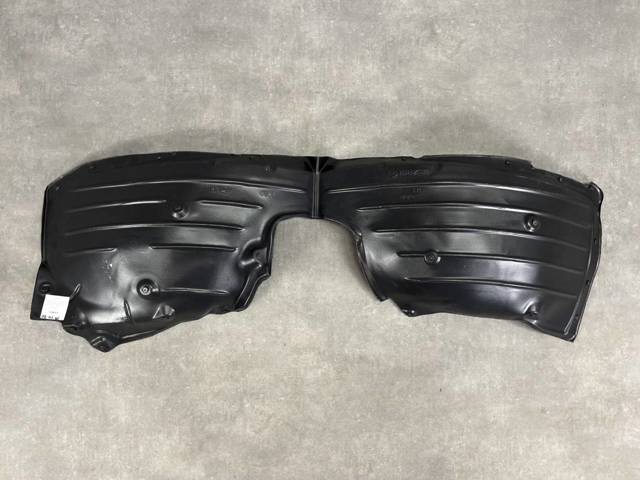 Купити BDMT56140E Mazda Підкрилок передній лівий