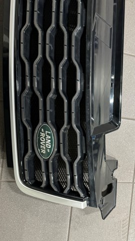 LR116508 Land Rover Решітка радіатора