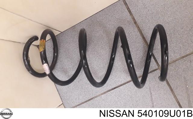 540109U01B Nissan пружина передня