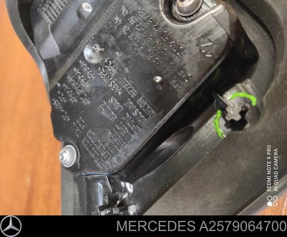Купити A2579064700 Mercedes Ліхтар задній внутрішній правий