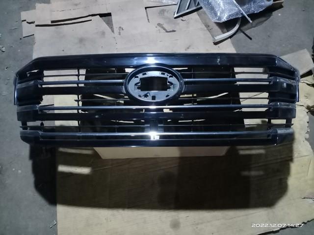 Решітка радіатора 5310160L50 Toyota