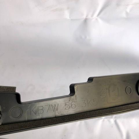 Ущільнювач крила Mazda KB7W563K5 ціна, від 21.58 USD