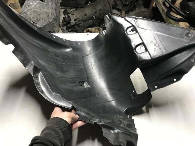 Підкрилок переднього крила, правий передній Polcar 2054FP1T ціна, від 17.05 USD
