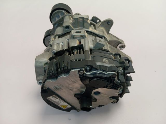Купити 373002U000 Hyundai/Kia Генератор