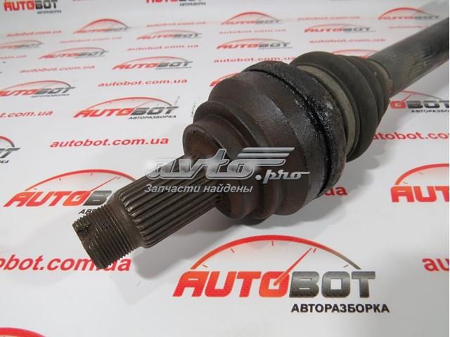 Купити 33207529217 BMW Піввісь задня, ліва