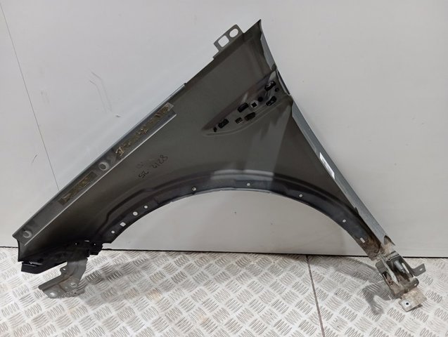 LR061383 Land Rover Крило переднє праве