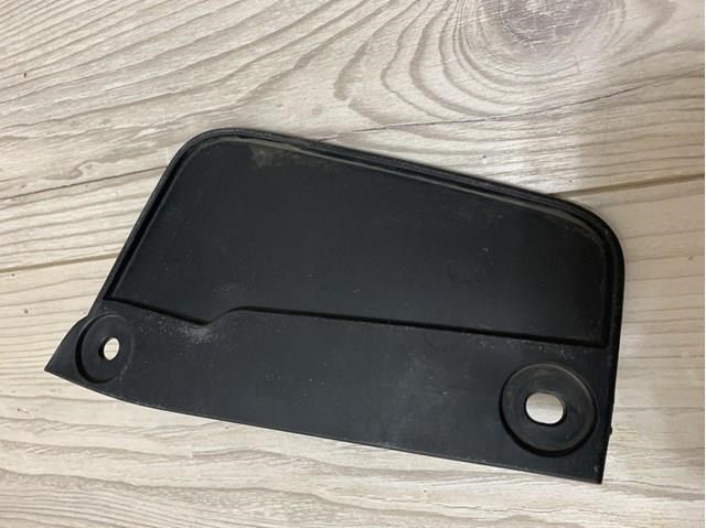Бризковики задній, правий Mazda KB7W51PV1 ціна, від 8.73 USD