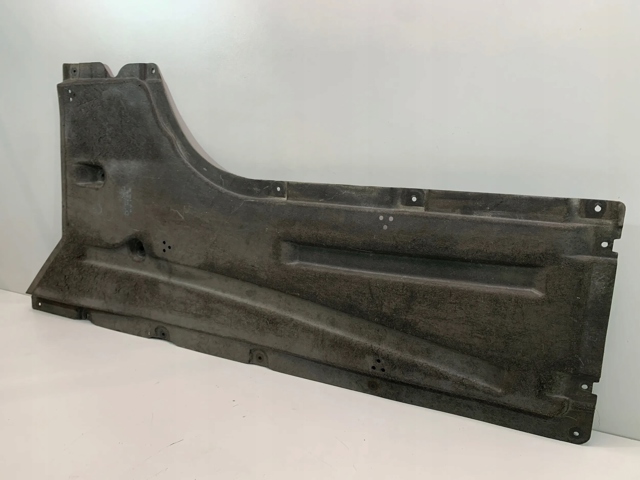 51757428181 BMW 