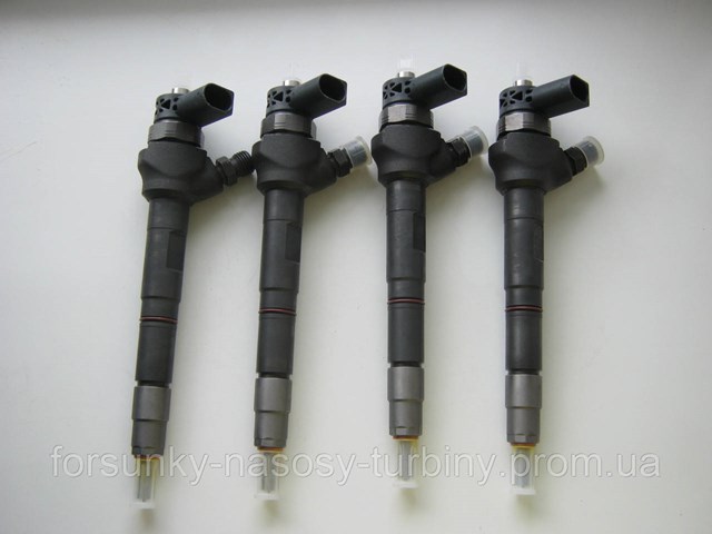 Паливні форсунки 445110647 Bosch
