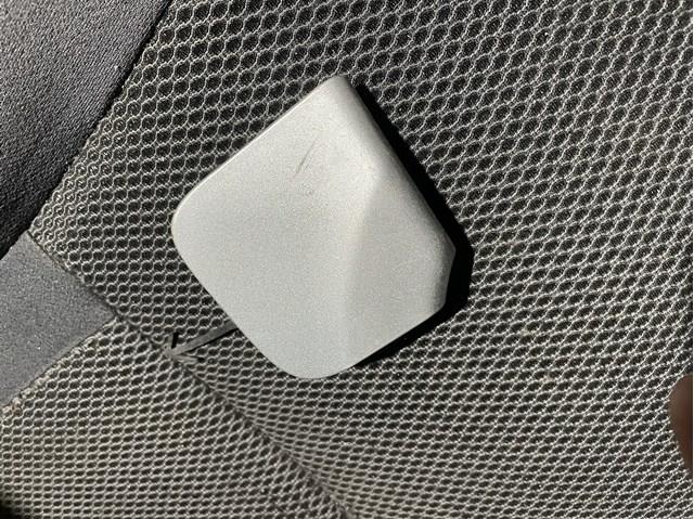Купити 511807259R Renault (RVI) Заглушка бампера буксирувального гака, передня ліва