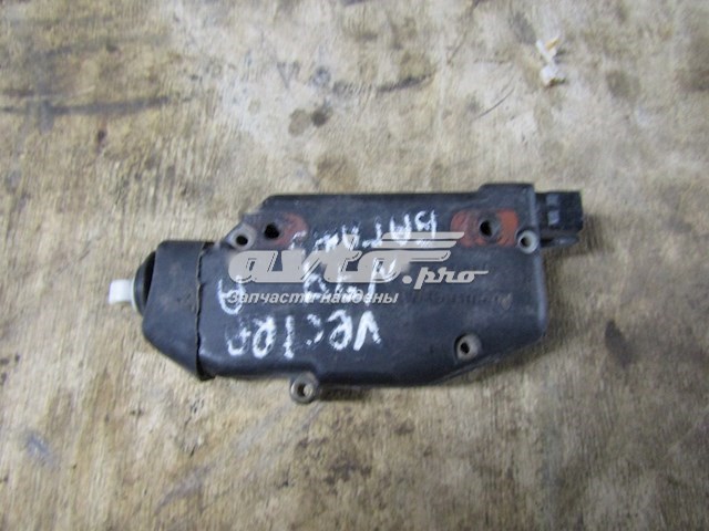 Актуатор замка багажника (задніх дверей) General Motors 90274241