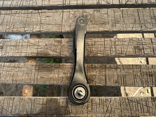  2702907 Ford