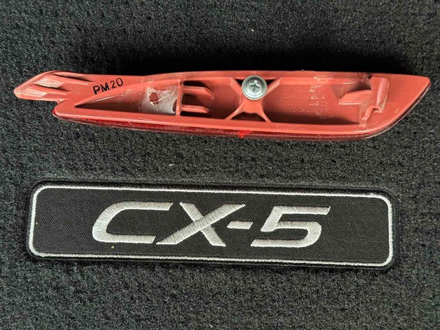 Купити GRF5515L0A Mazda Відбивач бампера заднього правий