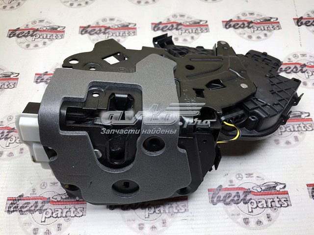 Замок задньої двері, лівої Land Rover LR078752 ціна, від 76.19 USD