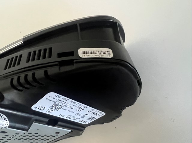 щиток приладу VAG 4H0920931 ціна, від 1676.05 USD