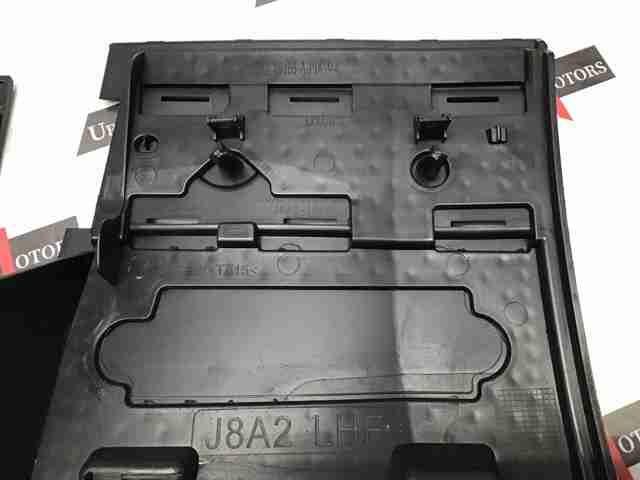  Land Rover J8A216165A