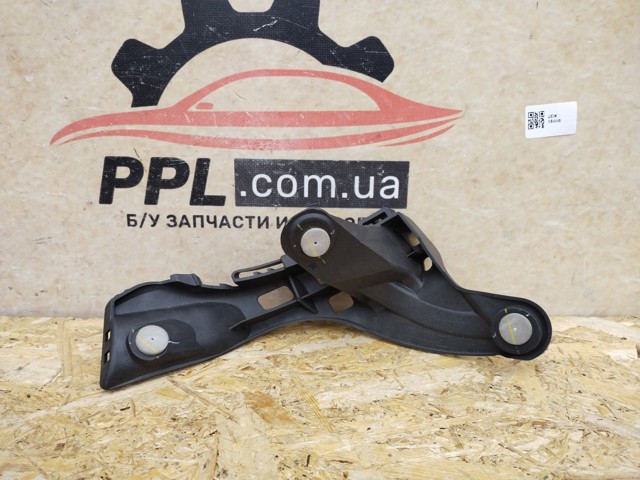 Кронштейн бампера заднього, правий General Motors 13143107 ціна, від 12.50 USD