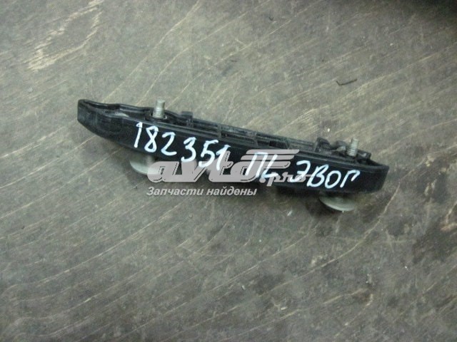 Купити LR026525 Land Rover Кронштейн бампера переднього, лівий