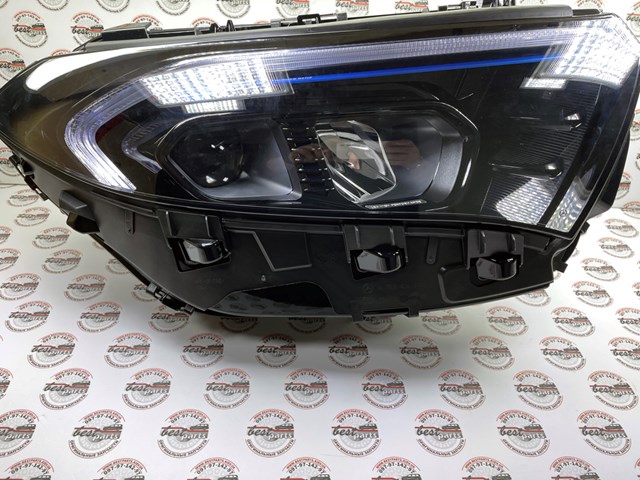 Фара передня права Mercedes A2439060800