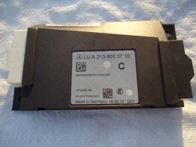 Купити A2139003710 Mercedes 