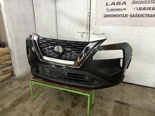 Передній бампер 620226RA0H Nissan/Infiniti