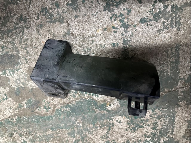 Повітропровід (дефлектор) радіатора, правий Signeda PMZ010010AR ціна, від 3.22 USD
