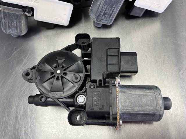 Купити 61359466689 BMW 