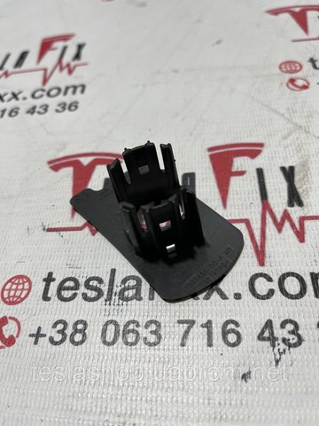  108843600A Tesla