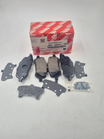Задні дискові колодки Toyota 04466AZ012TM