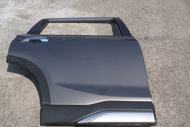 Купити 60409SJ0009P Subaru Двері задні, праві