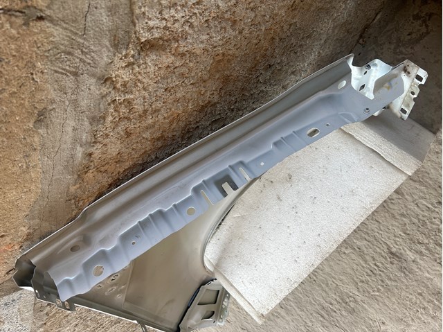 Купити LR167073 Land Rover 