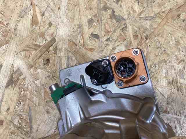 Компресор кондиціонера 95C816797C VAG