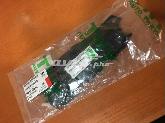 Кронштейн кріплення бампера переднього правий FPS FP8156932