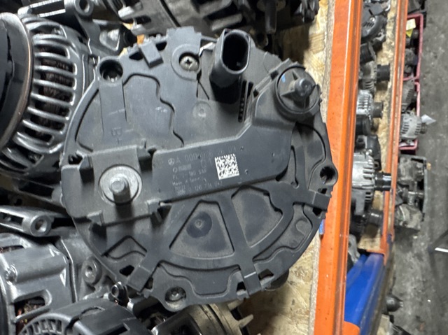 Купити A0009062609 Mercedes Генератор