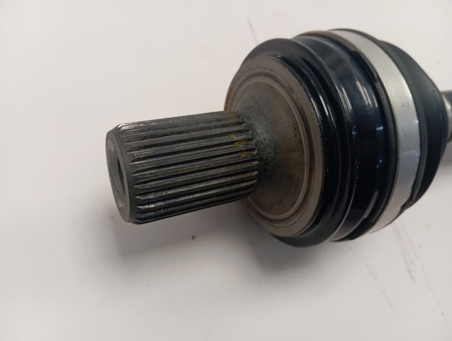 Напіввісь задня Mercedes A2433502901