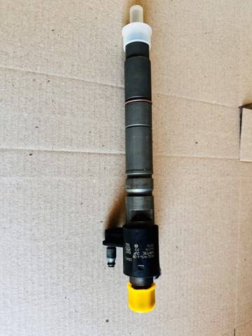 Форсунка паливна Land Rover LR054297 ціна, від 110.74 USD
