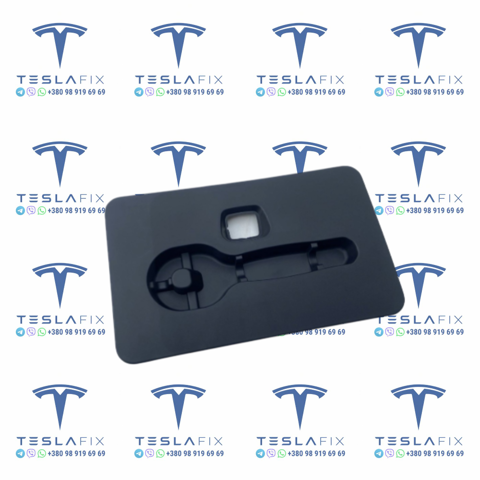  Tesla 156425600A