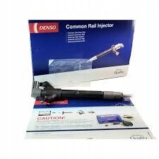 Форсунка інжектора Denso 236700R100