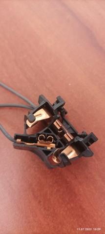 VP7EKX13K198AB Ford 