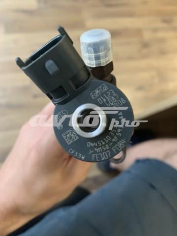 Купити 0445110353 Bosch Форсунка дизельна в зборі, розпилювач + тримач